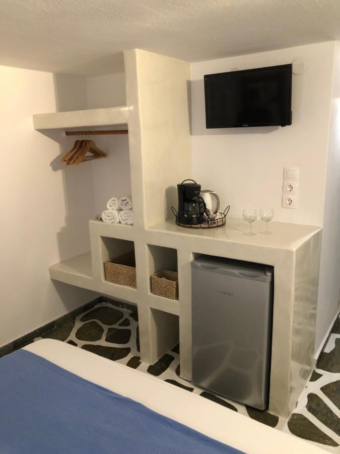 Angie'S Studios Parikia  Ngoại thất bức ảnh