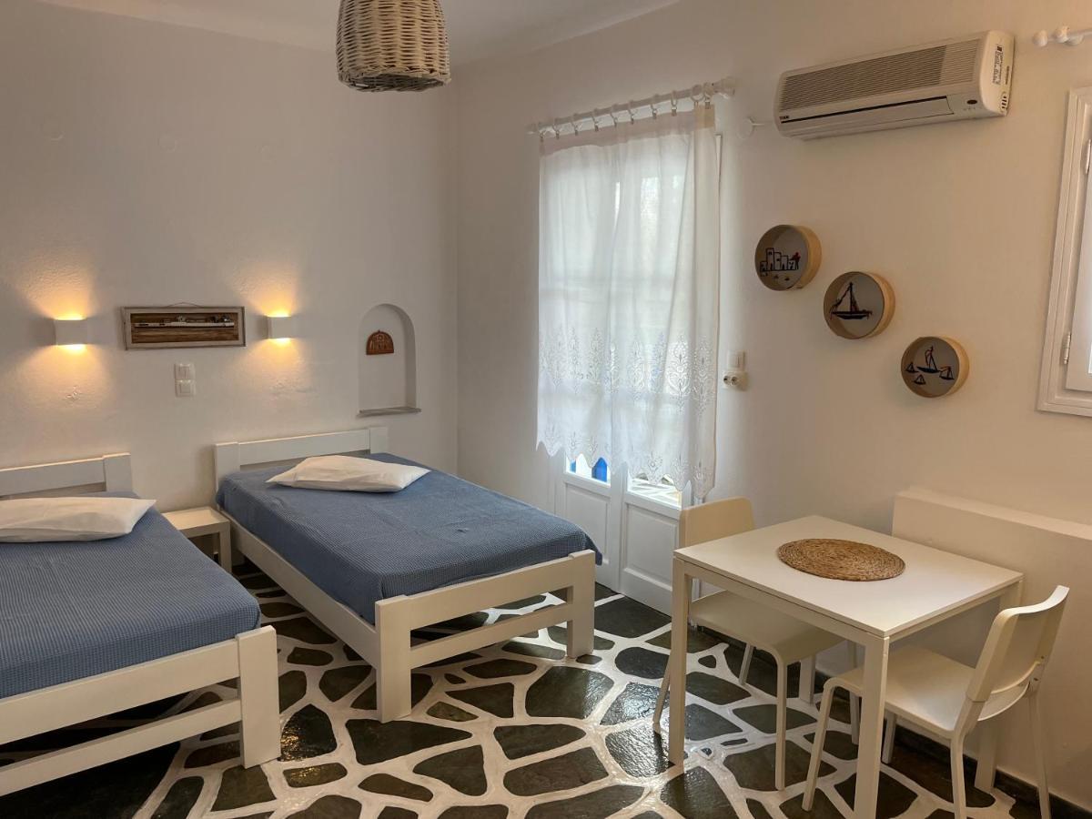 Angie'S Studios Parikia  Ngoại thất bức ảnh