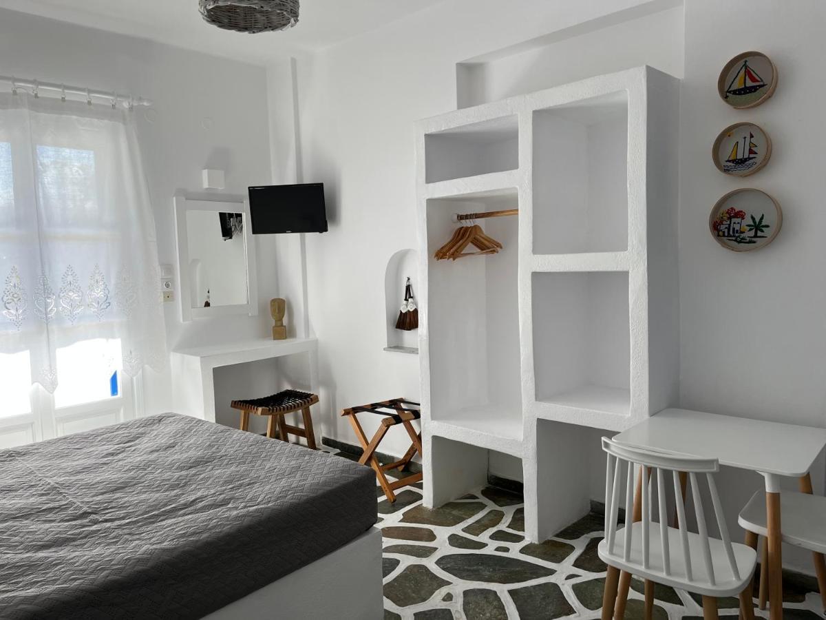 Angie'S Studios Parikia  Ngoại thất bức ảnh